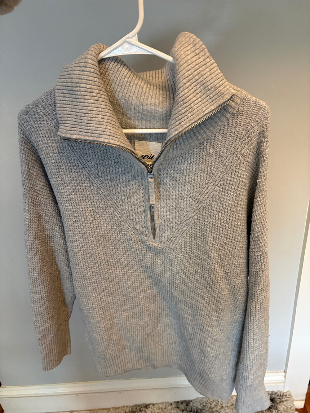 aerie Men's Gray Quarter-Zip Rib Funnel Sweater